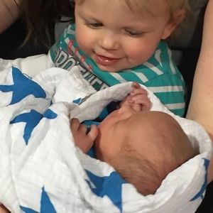 Meet your Posher, Dustin